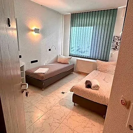 Smart&beautiful Express فندق